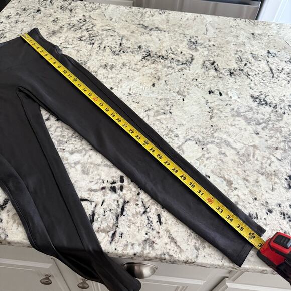 Spanx Faux Leather Leggings Black Coated Slimming Pull On XL NWT 2437 - Picture 12 of 14